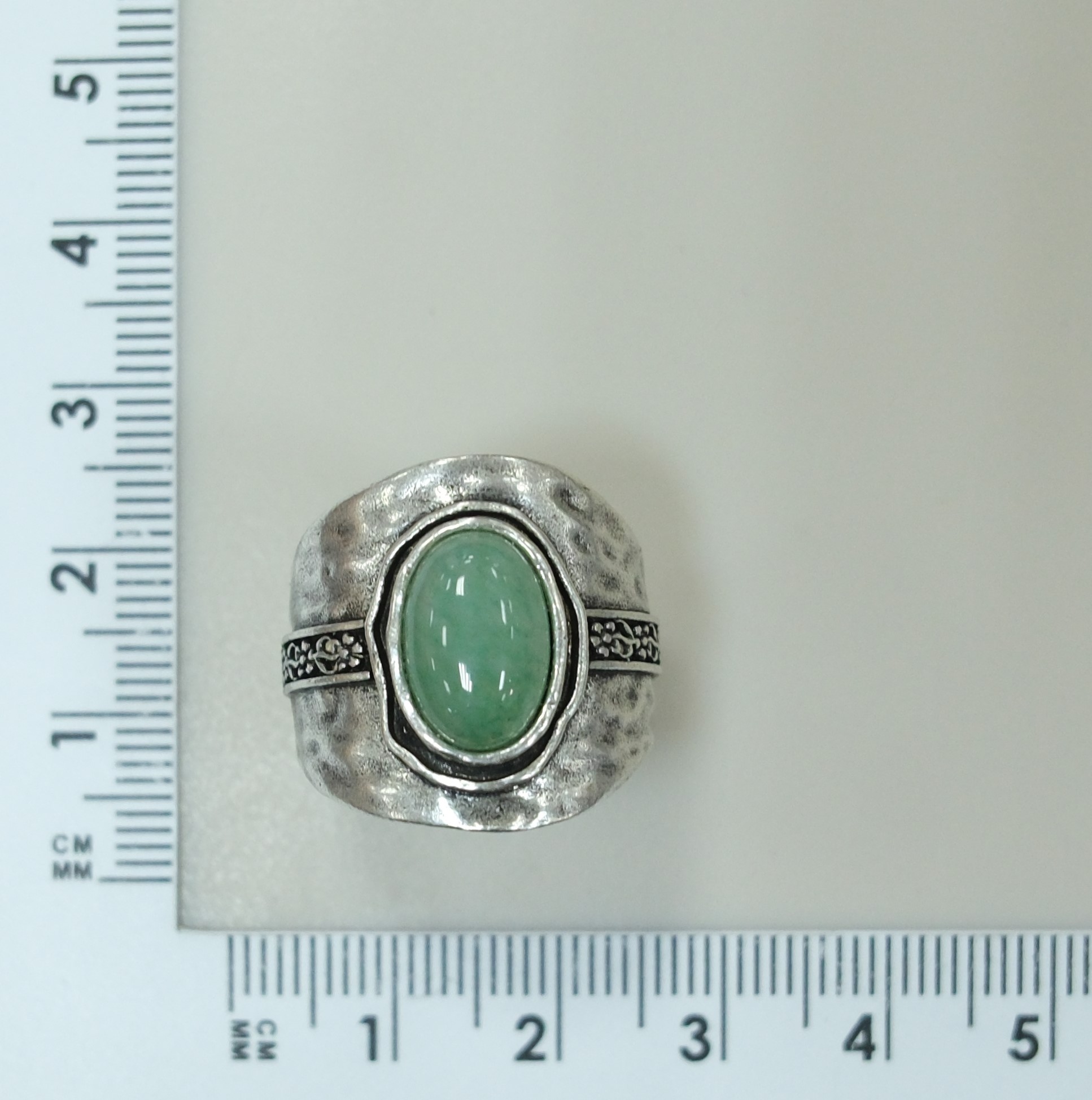 Серебряное кольцо с авантюрином
